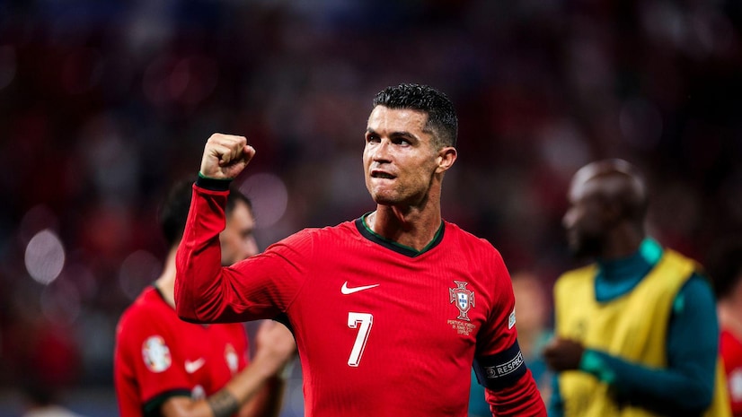 凭借团队配 凭借团队配